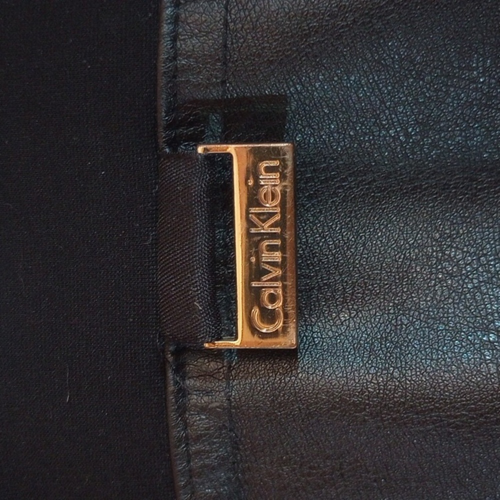 NWOT Calvin Klein black leggings size S stretch elegant faux leather front